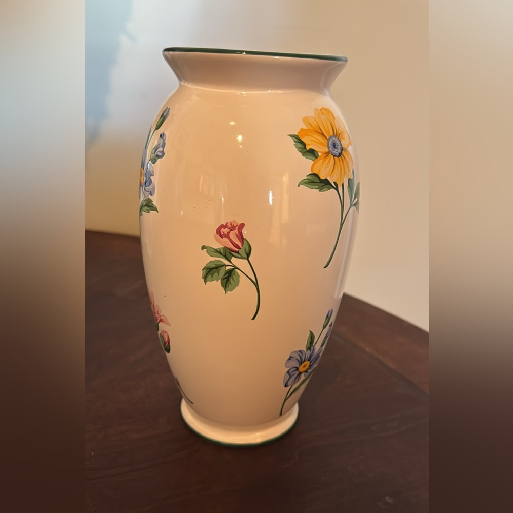 Tiffany & Co. Cream Vase with Floral Accents